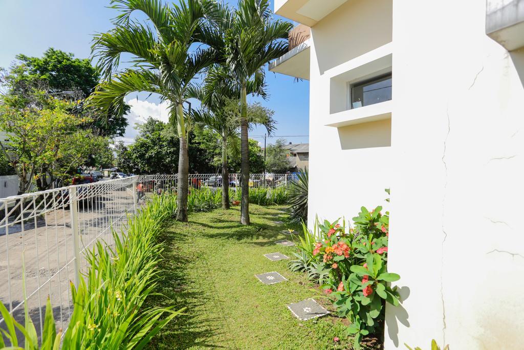 Reddoorz Plus @ Candrawulan Buahbatu Bandung Ngoại thất bức ảnh